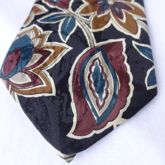 Boston Traders Tie Black Blue 90s Paisley Flowers - Picture 3 of 5